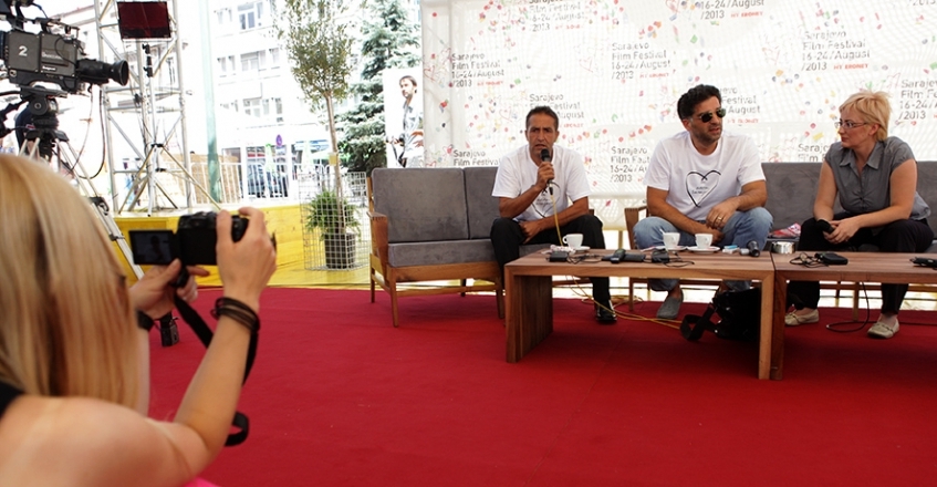 Danis Tanović and Nazif Mujić Guests of the „Coffee with...“ Programme