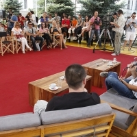Coffe with ..., Crew of the film CIRCLES, Festival Square, 2013, © Obala Art Centar