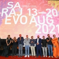 Mirsad Purivatra and the crew of Quo Vadis, Aida?, Open Air Cinema Stari grad, 27th Sarajevo Film Festival, 2021 (C) Obala Art Centar	
