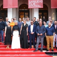 In Focus programmer Elma Tataragić and the crew of Quo Vadis, Aida?, Red Carpet, 27th Sarajevo Film Festival, 2021 (C) Obala Art Centar