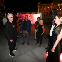 Wim Wenders and the crew of Quo Vadis, Aida?, Open Air Cinema Stari grad, 27th Sarajevo Film Festival, 2021 (C) Obala Art Centar	