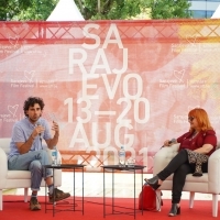 Director Stefan Pavlović and Rada Šešić, Docu Press Corner, Festival Square, 27th Sarajevo Film Festival, 2021 (C) Obala Art Centar