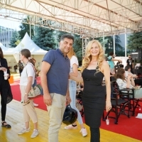 Director Danis Tanović and actor Irina Dobnik, Docu Press Corner, Festival Square, 27th Sarajevo Film Festival, 2021 (C) Obala Art Centar