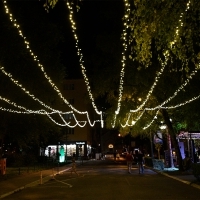 Lighting installation by student of ALU in Radićeva Street, 28th Sarajevo Film Festival, 2022 (C) Obala Art Centar