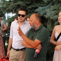 Grand Coffee with Mads Mikkelsen, Festival Square, 28th Sarajevo Film Festival, 2022 (C) Obala Art Centar