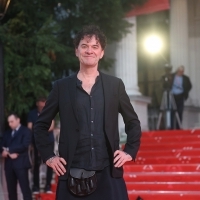 Mark Cousins, director and writer, Red Carpet, National Theatre, 29th Sarajevo Film Festival, 2023 (C) Obala Art Centar