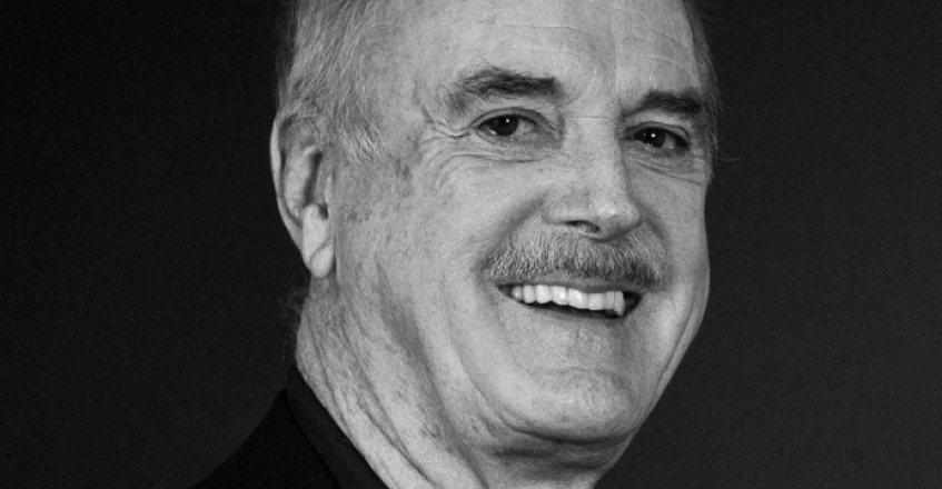 John Cleese arrives in Sarajevo