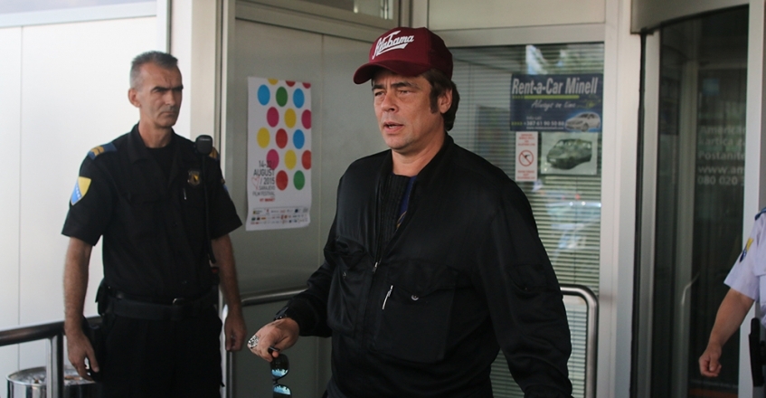 Benicio Del Toro arrives in Sarajevo